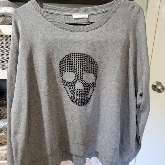 Studded Skull Sweater - NWT - Picture 6 of 7